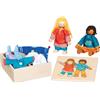 goki 51482 - Scatola per Vestiti Fynja & Fabio in Legno e Tessuto, Figure in Legno sostenibili e Vestiti abbinati, Bambole in Legno robuste e mobili per Bambini con Scatola di Legno, Set da 20 Pezzi