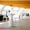 Arkema Design Tavolino da Esterno Drink in resina by Arkema