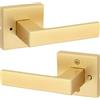 Kwikset Singapore - Maniglia per porta interna, con serratura, per porta del bagno e della camera da letto, reversibile, in ottone satinato, senza chiave, blocco a pulsante, protezione Microban