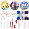 Woohome Kit per Ricamo con Ago da Punzonatura, Punch Needle Kit, Punch Needle Panno, Filato di Colore e Punch Needle Strumenti per Adulti, Principianti (Fiori Bianchi e Viola)