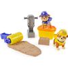 Rubble & Crew, Set Personaggi Rubble e Mix, con 85gr di sabbia e 2 accessori per costruzioni, giocattoli per bambini dai 3 anni in su