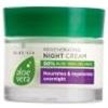 L R Crema viso morbida e delicatamente profumata, per la cura della notte: LR Aloe Vera Crema da notte rigenerante