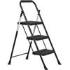 Amazon Basics Scaletta Pieghevole 3 Gradini, Struttura in Acciaio con Piedini Antiscivolo, Capacità di Carico Massima 150kg, Altezza 100,8 cm (Aperta), Nera