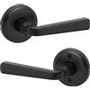 Kwikset Trafford - Maniglia per porta di passaggio interno, leva per porte di armadi e corridoi, maniglia reversibile non bloccabile, nero opaco, con protezione Microban