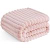 Bedsure Coperta Pile Divano Letto - Coperta Morbida Calda a Coste, Plaid Spessa per Soggiorno e Camera, Coperta Pile Invernale, Copridivano, XL 150x200 cm, Rosa Cristallo