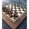 Senza marchio Set scacchi fatti a mano Impero Romano pezzi in bronzo tavola intarsiata e...