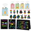 Huiguli 24 Set Scratch Art, Pasqua Quaderno da Grattare Arcobaleno con Stilo in bambù, Sacchetto di Confezionamento & Cordino, Kit Disegno DIY Regalini Fine Festa