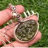 Fatto a mano Ciondolo Moldavite pietra preziosa filo di rame avvolgente gioiello fatto a m...
