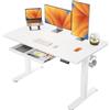 ErGear Scrivania Regolabile in Altezza 140 x 80 cm, Scrivania Altezza Regolabile con 4 Memorie Smart, Cassetti & Tavola Divisa in Più Pezzi, Design a T per Maggiore Stabilità, Bianca