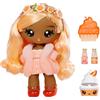 YUMMILAND Large Doll and Num Nom Lipgloss Pet - Piper Peach e Swirlyboo - Bambola profumata con kit di lucidalabbra fai-da-te - Età 4+