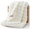 Bedsure Plaid Morbido Polare Bolla - Regali Per Donne Coperta Decorativa, Plaid Caldo per Divano e Letto, Coperta Morbida per Soggiorno, Camera e Casa, Bianco, 150x200 cm