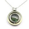 A Bijoux Pietre E Minerali. Collana Granato Tsavorite Grezzo. Modello Clessidra Sferica.