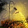 GIGALUMI Annaffiatoio solare con luci da giardino, impermeabile, in metallo, ornamento con luci a corda, lanterna solare da appendere con staffa per cortile, prato, vialetto, patio (fiorellino)