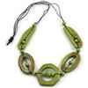 Avalaya Collana lunga geometrica verde lime con perline di legno dipinte e cordoncino nero, 90 cm max/regolabile