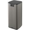 Brabantia Bo Touch Bin, bidone per rifiuti da cucina da 30 L (platino), bidone salvaspazio con sistema di apertura soft-touch, bidone interno facile da pulire, bidone per rifiuti residuali con fodere PerfectFit incluse