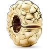 PANDORA Clip Moments con motivo borchiato placcato in oro 14k con impugnatura in silicone