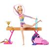 Barbie - Ginnastica Artistica, playset con bambola ginnasta bionda, tuta per il riscaldamento, trave, fermo a C per le acrobazie e 10+ accessori inclusi, giocattolo per bambini, 3+ anni, HRG52