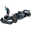 Burago BBURAGO - Mercedes AMG Petronas W14 Lewis Hamilton #44 2023 - Modellino Realistico Auto in Scala 1:24 e Personaggio di Lewis Hamilton, Licenza Ufficiale Mercedes, Età consigliata 14+ Anni