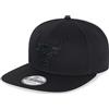 New Era Chicago Bulls NBA Black on Black 9Fifty Snapback cap - S-M (6 3/8-7 1/4)