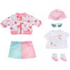 Baby Annabell Deluxe Completo Primaverile da 43 cm - per Mani Piccole, promuove l'empatia e Le abilità sociali, dai 3 Anni in su - Include Giacca, Maglietta, Gonna, Occhiali da Sole e Altro (706275)
