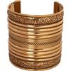 Touchstone indiano Bollywood artigianale inciso a mano piuttosto floreale aspetto drammatico slip in facile da indossare 3 pollici designer gioielli polsino bracciale in tono oro per le donne.