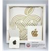 Apple Ginza Riapertura Set 3 Pezzi Tote Bag, Spilla Smaltata e Sottobicchiere...