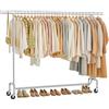 SONGMICS Stand Appendiabiti con Rotelle, Portabiti per Carico Pesante, Barra Estensibile, Portata 110 kg, 45 x (160-200) x 162,9 cm, Metallo Cromato, Colore Argento HSR176E01