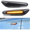 Yoegerery Indicatore laterale dinamico a LED per B-MW E60 E61 E81 E82 E88 | per E46 E90 E91 E92 E93 X3 E83 X1 E84, 1 paio di luci LED per parafanghi anteriori,Ambra Super Bright Canbus Luci (nero)