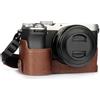MegaGear Custodia per fotocamera in vera pelle per Sony Alpha a7C II - Elegante e protettiva (Marrone)