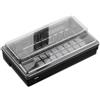 Decksaver Cover per Roland MC-101 (Soft-Fit) - Coperchio protettivo in policarbonato super resistente in colore fumé trasparente, prodotta nel Regno Unito, la scelta dei produttori per una protezione