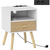 HOMCOM Comodino con Stazione di Ricarica Cassetto 2 Prese AC Porta USB USB-C Scomparto Aperto Gambe in Legno Bianco | Aosom Italy