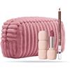 PUPA Milano Kit labbra: rossetto My Crush, matita True Lips, beauty bag