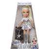 Bratz charmz cloe - bambola fashion con braccialetto e charm collezionabile, include outfit e accessori, confezione da esposizione