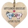 Stuff4 Targa per 60° anniversario di matrimonio, regalo per marito e moglie, 60 anni insieme, cuore in legno con scritta Happy Diamond Anniversary, per donne e uomini, partner, in legno chiaro