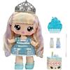 YUMMILAND Large Doll and Num Nom Lipgloss Pet - Callie Birthday Cake e Sprinks - Bambola profumata con kit di lucidalabbra fai-da-te - Età 4+