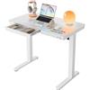 HUANUO 88 x 50 cm Scrivania Regolabile in Altezza con Piano in Vetro, Cassetto, Porte di Ricarica USB e 3 Altezza Memorizzabili, Scrivania Ufficio con Piano Monoblocc, Vetro Bianca