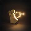 EMOS - Angelo in legno con stella e ali luminose - Decorazione in legno con 8 LED, bianco caldo - Timer 6/18h, funzionamento a batteria (2 x AAA) - Durata 10000 ore - per interni - Legno naturale
