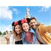 Smartbox Ingresso data a scelta per 2 adulti e 1 bambino a 2 Parchi Disneyland Paris e 1 notte in hotel a Parigi