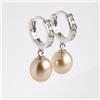 COMOTO Orecchini ad alta lucentezza, 8,5 mm ovali in oro chiaro con perle dei mari d...