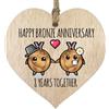 Stuff4 Targa in legno per 8° anniversario di matrimonio, regalo per marito e moglie, 8 anni insieme, con scritta Happy Bronze Anniversary, per donne e uomini, partner, in legno chiaro, idea regalo