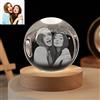 Angry Egg Boy Cornice fotografica decorativa personalizzata con la propria foto all'interno della sfera di cristallo, regalo di anniversario per moglie e marito