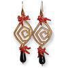 Chapeau Atelier Orecchini Pendenti con Spirale con Onice Nero a Goccia e Corallo Rosso