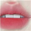 XUTCEKOUYR Velvet Mist Water Mist Lip Mud Morbido setoso Opaco Opaco Vegano Bianco Lucidalabbra antiaderente Lip Glaze Rossetto(4 milk strawberry)
