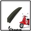 Piaggio CRESTA PARAFANGO IN PLASTICA GRIGIO SCURO COMPLETA DI BUSSOLE E VITI DI FISSAGGIO PER PIAGGIO VESPA PX 125-150 - 200 - PX ARCOBALENO TUTTI I MODELLI DAL 1981 AL 1997 ORIGINALE.