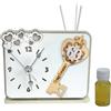 DLM Bomboniere DLM-A955 Bomboniera utile Profumatore a Orologio in legno cm 11x12x4 con cuori e chiave quadrifoglio portafortuna completo di profumo e scatola per 60 Compleanno di un uomo o di una donna