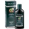 BIOKAP champu reequilibrante 200ml. BIO - shampoo trattante per il lavaggio quotidiano dei capelli, indicato per la cura quotidiana dei capelli a casa, contenuto 200 ml ed è indicato per chi predilige
