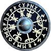RK NAUTICAL INSTRUMENT Scudo vichingo medievale rotondo in legno con simboli runici, scudo decorativo pronto per la battaglia, nero e oro