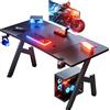 HLONONE 140 x 60 cm Scrivania Gaming, Postazione Gaming in Fibra di Carbonio, Tavolo Gamer Ergonomico, Scrivania per Computer con Tappetino per Mouse, Porta Bicchiere e Gancio per Cuffie, Nero