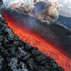 1art1 Vulcani Poster Eruzione Dell'Etna con Fiume di Lava, Sicilia Stampa d'Arte 100x100 cm