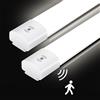 IEGLED 2 luci LED per ambienti umidi con sensore di movimento, 90 cm, lampada da soffitto a LED, 30 W, 3300 lm, IP65, impermeabile, per ambienti umidi, per officina, garage, cucina, bagno, ufficio, bianco